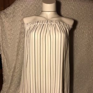 Off shoulders strip shirt